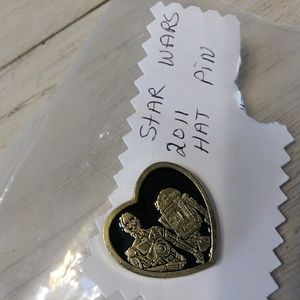 😎2011 Star Wars Hat Pin😎😎
